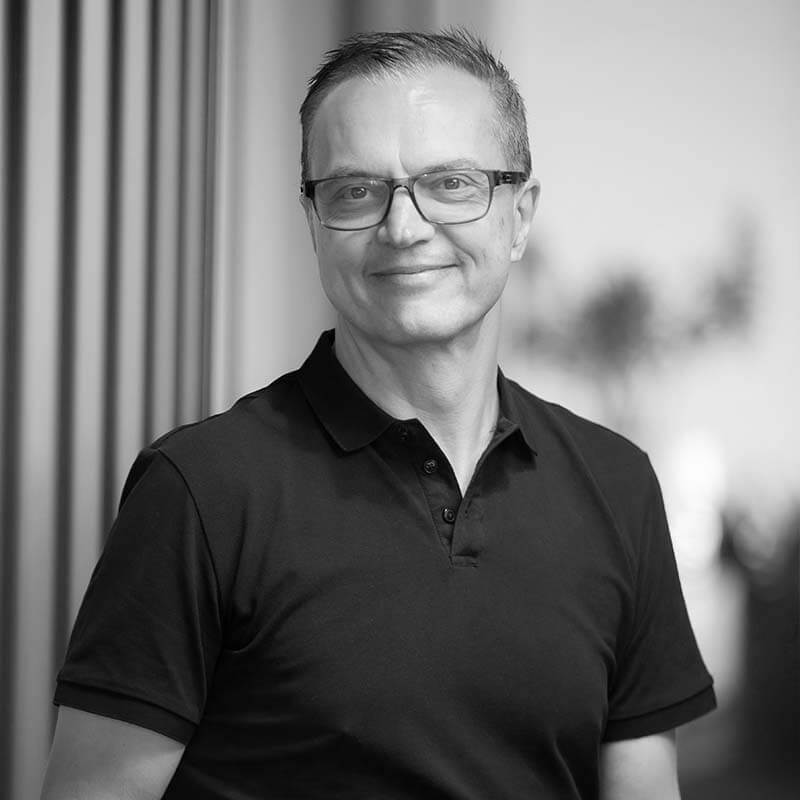 HOLGER SCHMITT