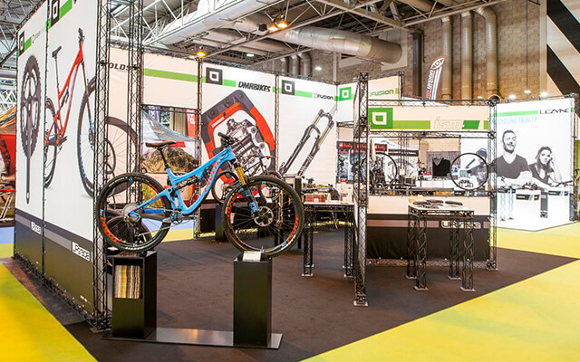 Messestand-optimieren-Die-drei-besten-Moglichkeiten-den-Messestand-zu-individualisieren